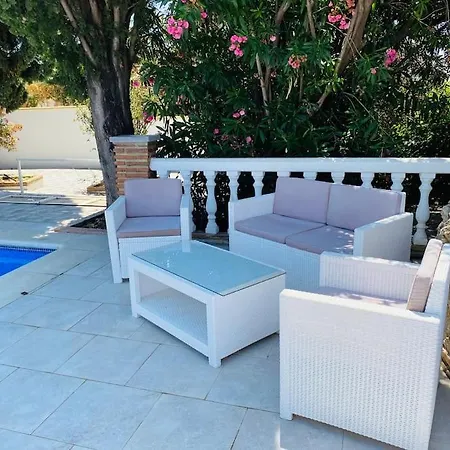Sunny Mijas With Large Pool Free Parking